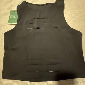 HALARA WAISTLINE TOP. Size Small NWT